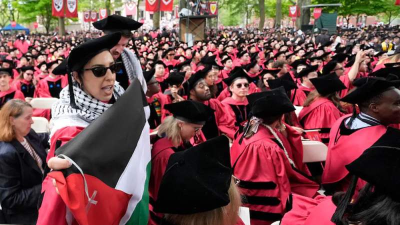 Pro-Palestine Harvard Students Walk Out of Commencement in Protest