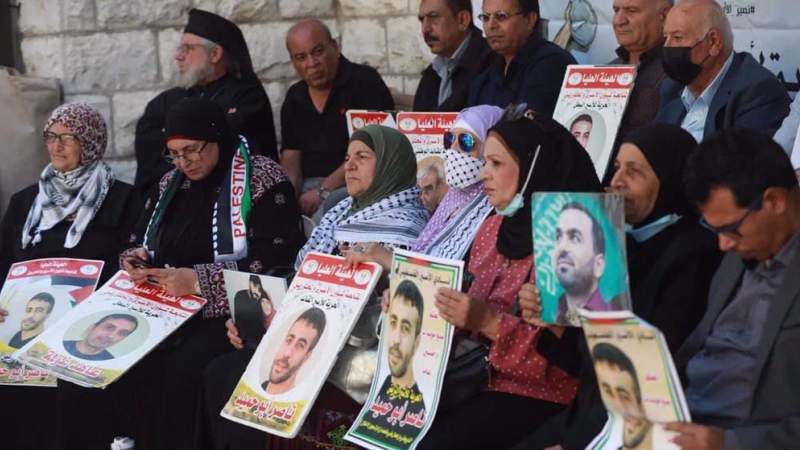 Palestinian Resistance to Make Utmost Effort to Release Prisoners: Hamas