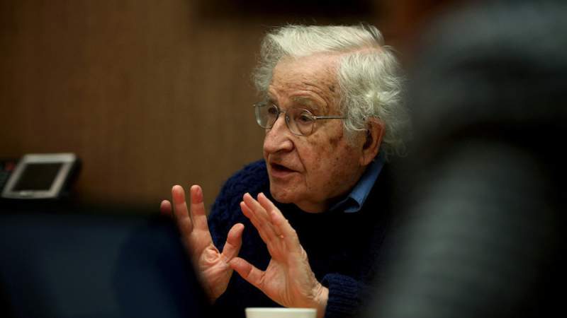 Chomsky: World Racing Toward ‘Irreversible’ Nuclear Disaster  