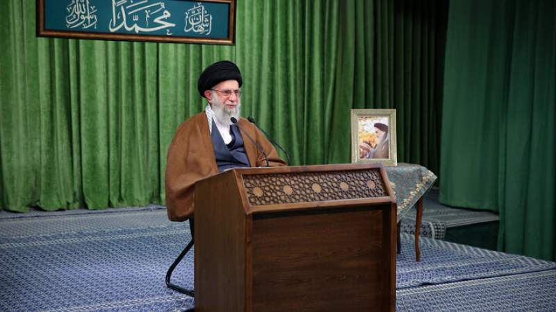  Imam Khamenei Hails Basij Role in Defending Iran, Facilitating its Growth