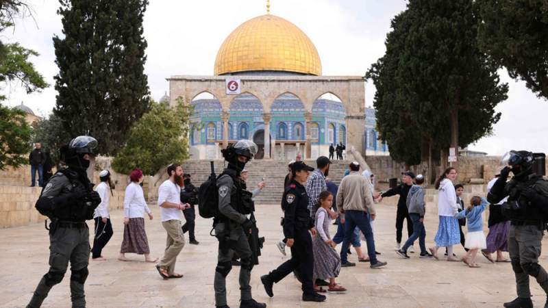 Israeli Settler Incursion into Al-Aqsa Mosque Allowed by Tel Aviv: Palestinian Officials 