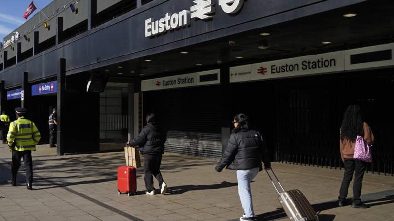 UK Facing Worst Rail Disruption in Decades As Strikes Resume