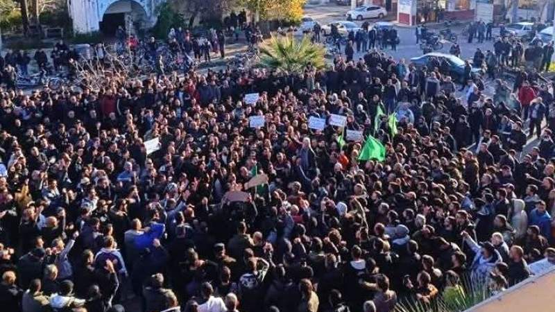 Syrians Take to Streets Nationwide Against Shrine Desecration; HTS Militants Fire on Protesters