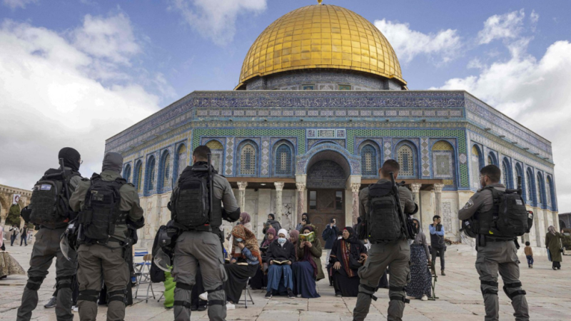 'Declaration of War': Palestinian Groups Warn Israel of Plan to Divide Al-Aqsa