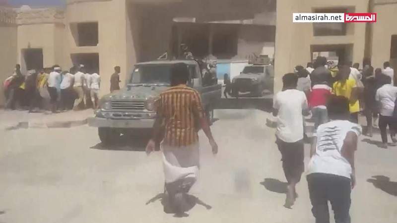 Saudi-Emirati Mercenaries Fighting Reaches Critical Point, Government Escapes