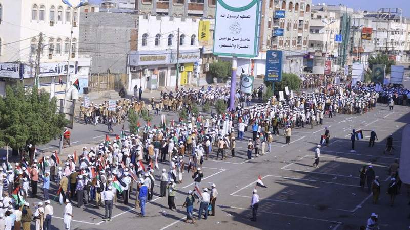 Hodeidah Hosts Grand Parade of General Mobilization Forces in Celebration of the 10th Anniversary of the September 21 Revolution