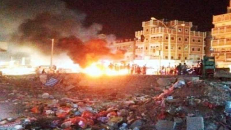Protesters in Hadhramaut Block International Road to Denounce Electricity Deterioration