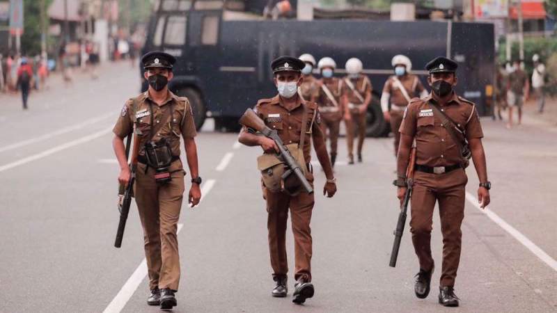 Protesters in Sri Lanka Defy Curfew, Police Fire Tear Gas at Students