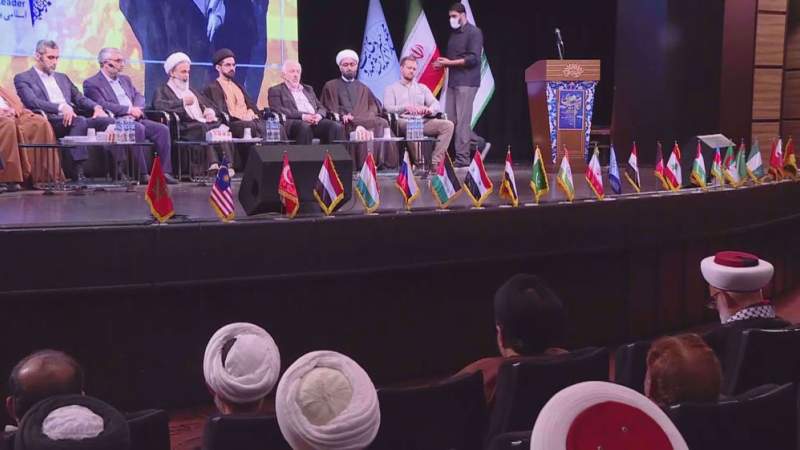 Iranians Begin Marking 33rd Anniversary of Passing of Imam Khomeini