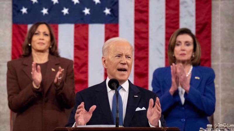 Biden Praises Ukrainians as 'Wall of Strength' Against Russia