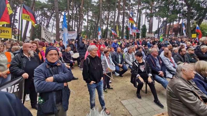 Thousands Take to Streets in North Germany Demanding Launch of Nord Stream 2