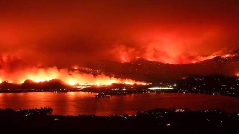 Evacuation Order Issued for Western Canadian Town as Wildfire Crosses Over from US