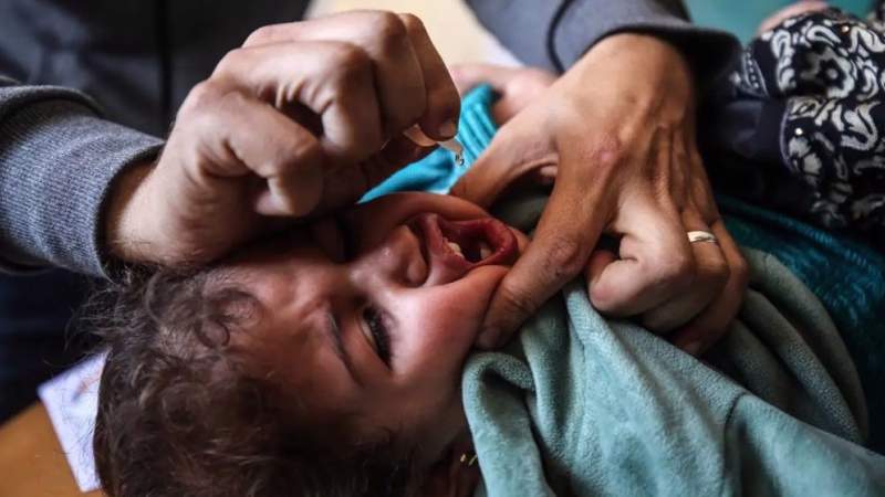 UN Says Vaccinating Gaza Children Against Polio Impossible ‘Under a Sky Full of Bombs’