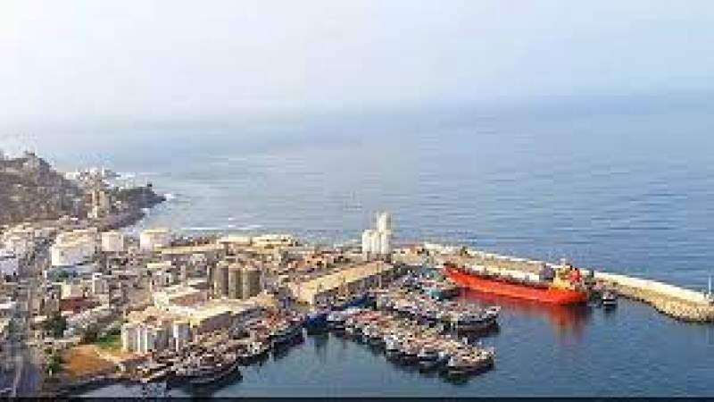 Governor of Hadramout Warns of Turning Oil Ports Into Military Bases by US-Saudi Aggression