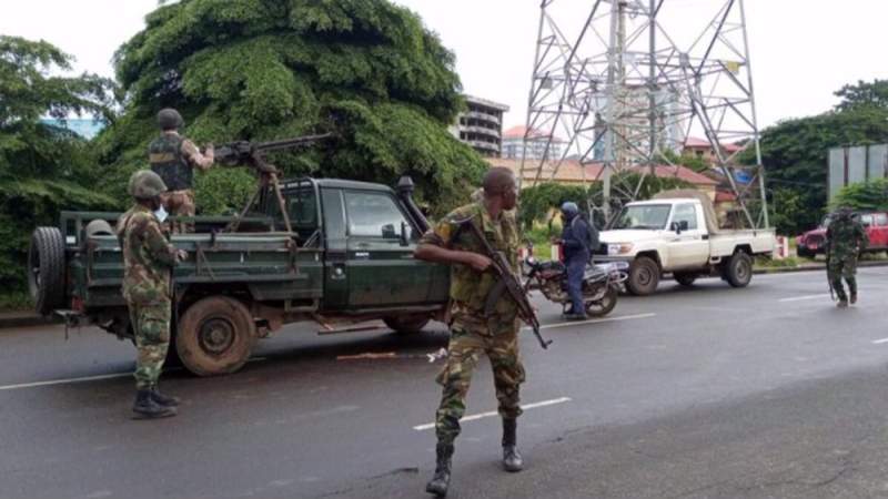 Heavy Gunfire Rocks Capital of Guinea, Downtown Access Blocked