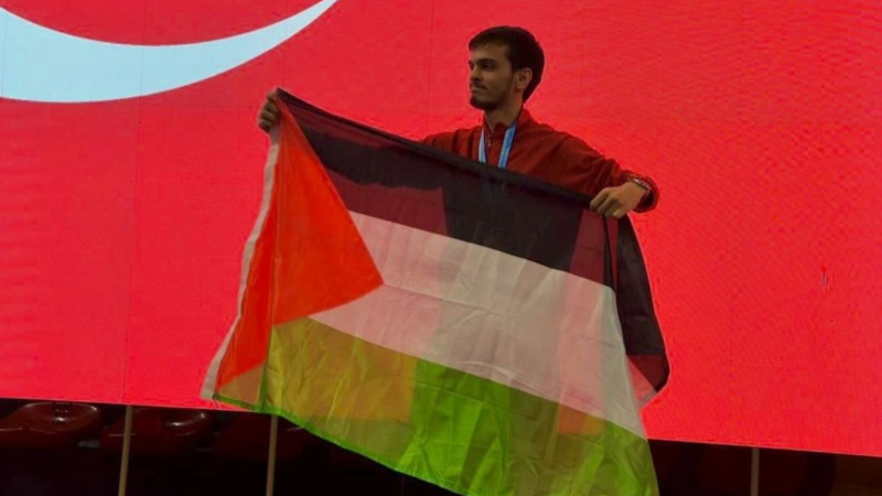 Turkish Kung Fu Fighter Akyuz under Fire for Displaying Palestinian Flag 
