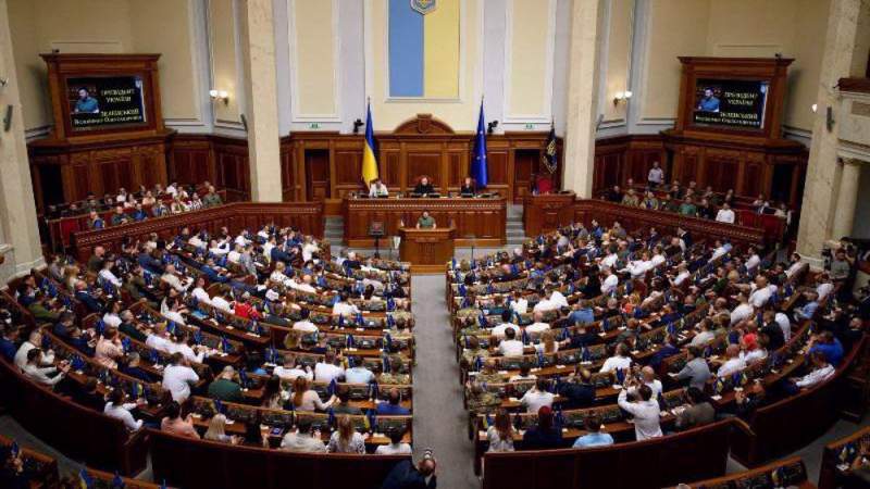  Amid Public Censure, Ukraine MPs Shelve Bill to Mobilize More Troops to Fight Russians 