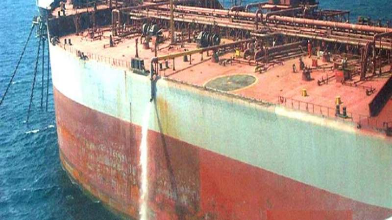 Sana'a Demands UN to Start Process of Replacing Floating Tank Safer