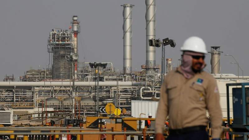 Saudi Arabia Ready to Pump More Oil If Russian Output Sinks Under Ban
