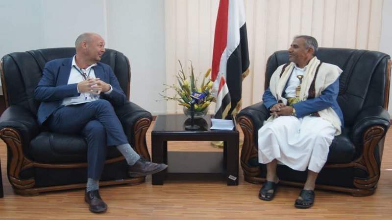 Transport Minister Meeting UNDP Representative, Hodeida Port Important to Alleviate Suffering