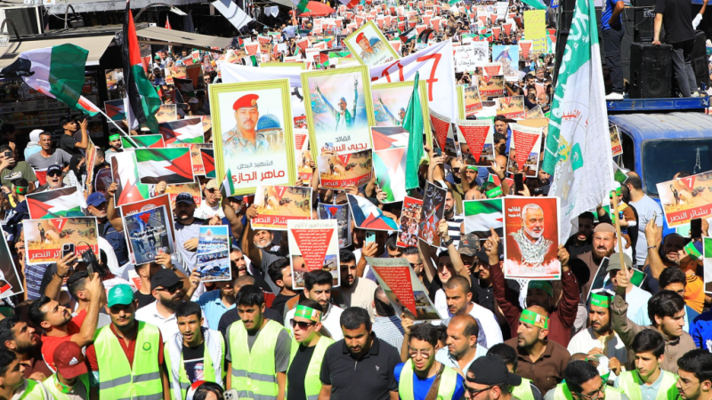 Jordanians Hold Rally to Express Support for War-Hit Palestine, Lebanon