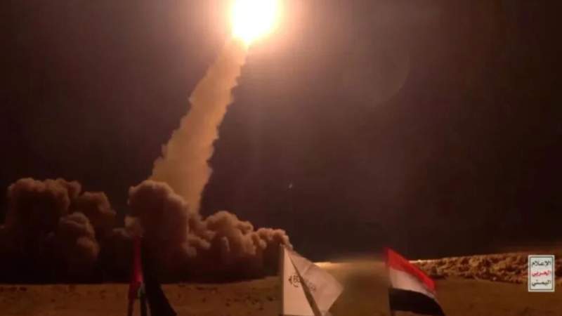 Israeli Enemy Media: Yemen Launches Ballistic Missiles at Israel, Causing Widespread Panic