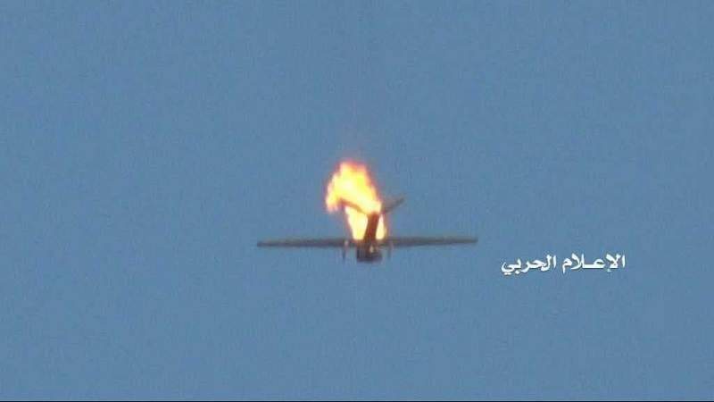 Yemeni Air Defenses Shoot Down US-made ScanEagle Drone 