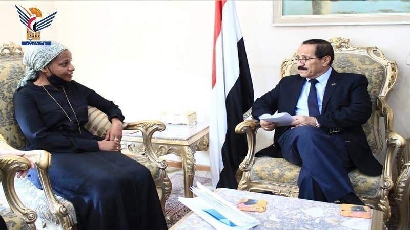 Foreign Minister Discusses Humanitarian, Service Interventions in Yemen