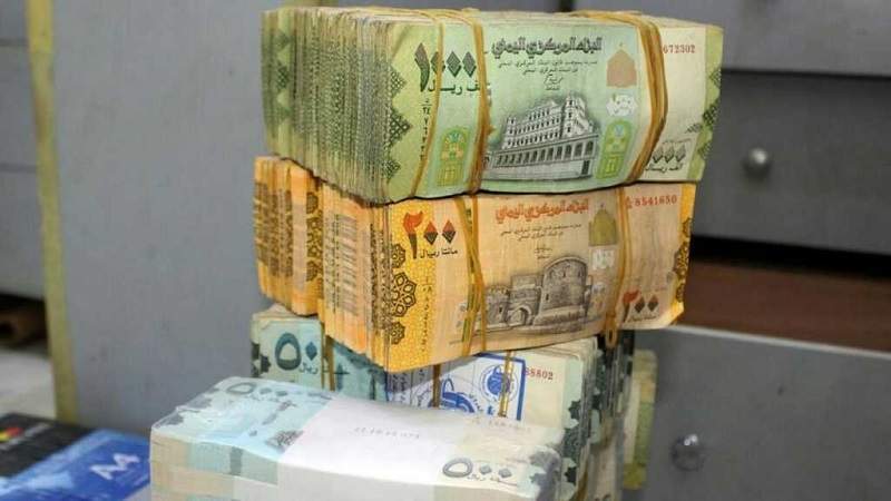Pro-US-Saudi Aggression's Government Admits: Printing Banknotes Caused Local Currency Collapsing
