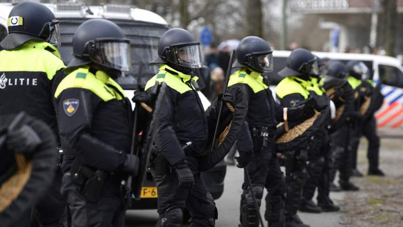 Dutch Police Use Water Cannon to Clear Anti-government Protesters