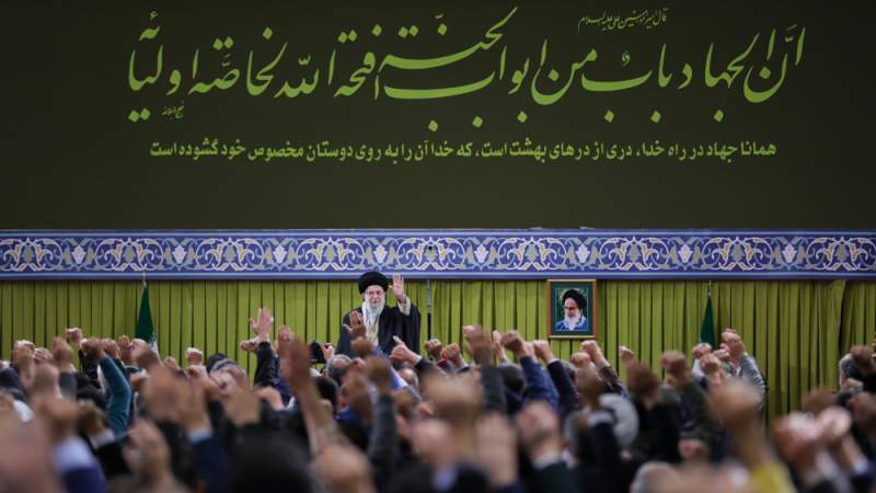 Sayyed Khamenei Calls on Muslim Countries to Cut Off Vital Arteries of Israeli Regime
