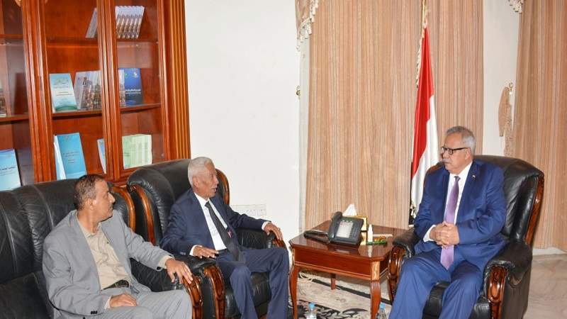 Prime Minister Stresses Importance of Supporting Free People of Southern Governorates