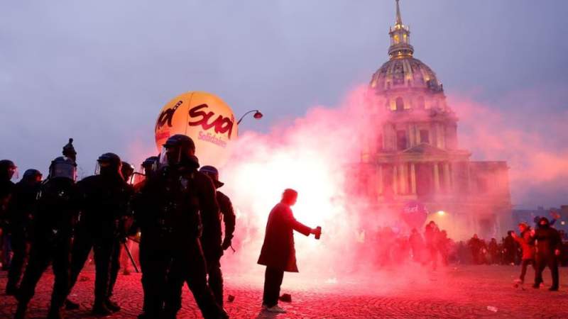 France Bracing for New Round of Nationwide Strikes Against Government's Pension Reforms Plan