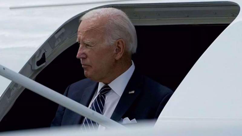 Biden Arrives in Vietnam in Bid to Lure China’s Neighbor